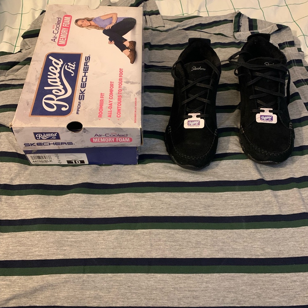 Skechers Black Air-Cooled Memory Foam Sneakers